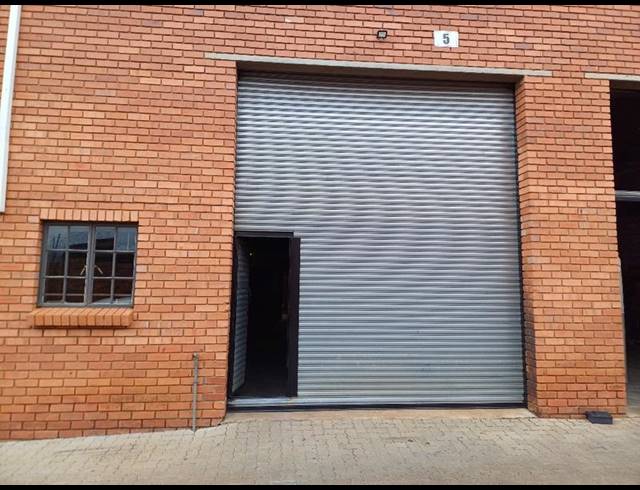 INDUSTRIAL PROPERTY TO RENT IN HENNOPSPARK